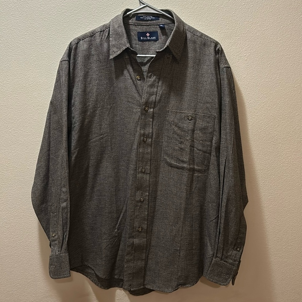 Men’s Bill Blass Button Down Shirt